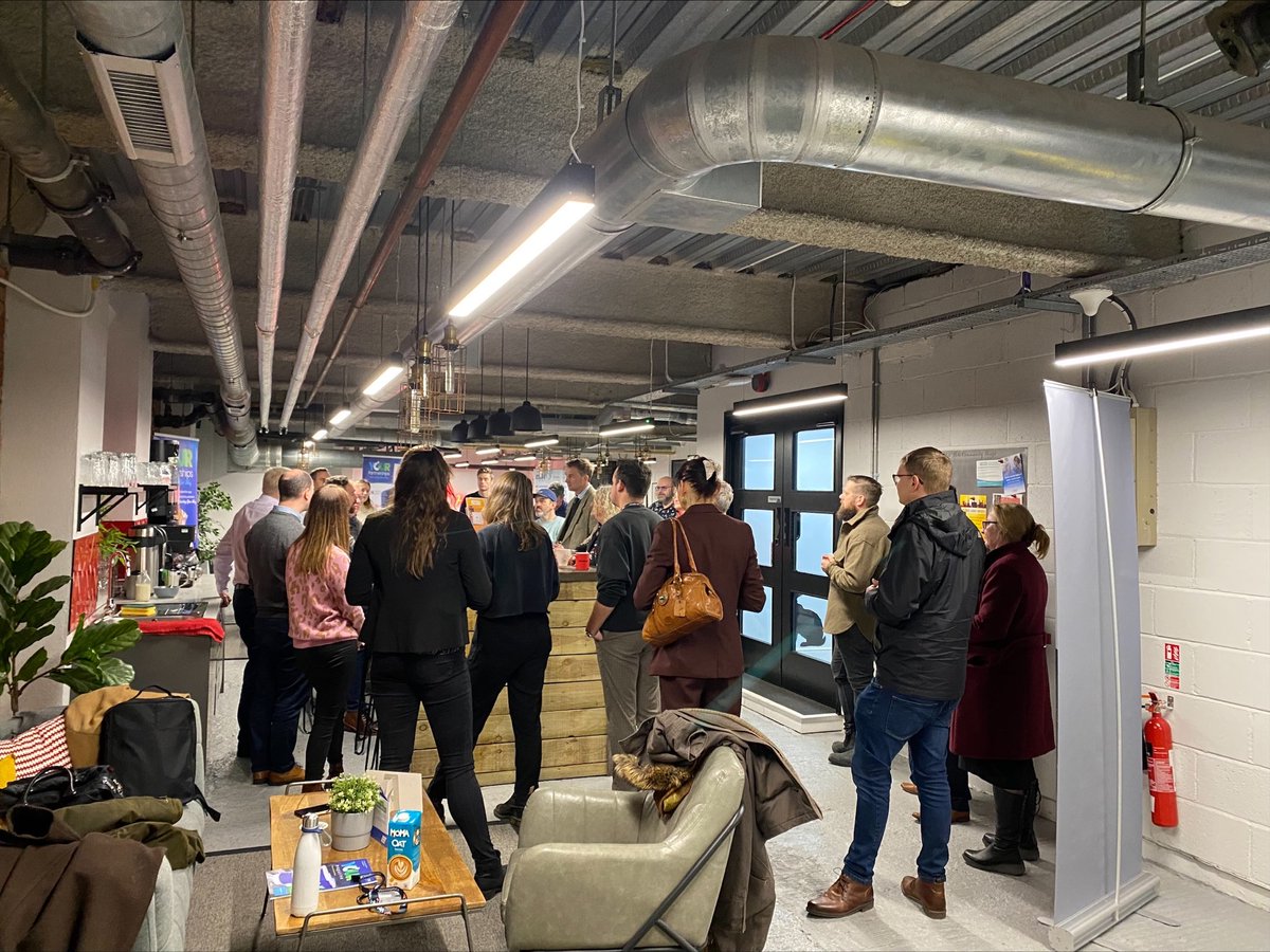 Venaspace's tweet photo. Our community managers hosted the 1st #Exeter Business Meeting of 2023 with @YPartnerships. 🐇

We were thrilled to meet new &amp; old #connections in our  #communityhub, #TheRabbitHole, compete with a pool table and beer tap. 🤝 

The event is run quarterly, so stay tuned. 👀 https://t.co/ZzrzlG4w7T