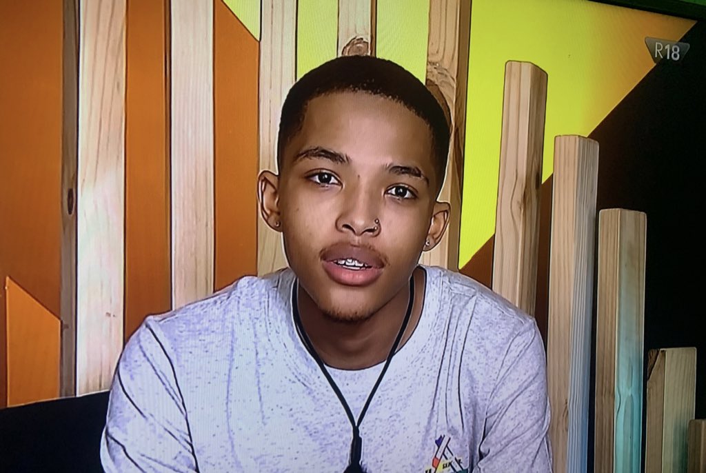 TebogoN_Kotsedi's tweet photo. Let's give this young champ his flowers.. 💐🌷🌸🌺
Thabang is very wise and matured for his age.
😅😂On behalf of the whole South Africa, we're behind you Bang! Actually the whole Africa! 😂🎤

#BBTitans
#bbtitans2023
#BBTitan https://t.co/hVEy6YE7l9