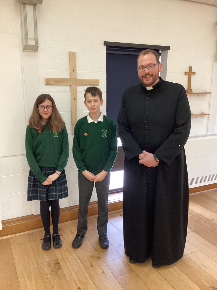 LittleSuttonCoE's tweet photo. We would like to welcome Father Mark into our Little Sutton family. He will be leading our collective worship every Wednesday. #stpauls https://t.co/FbwOSlBjEo