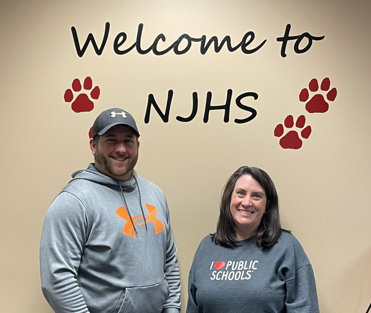 jenrobinson5's tweet photo. Even on a snow day…NJHS ❤️s Public Schools!  #ilovepublicschools https://t.co/zTbUgo0E2o