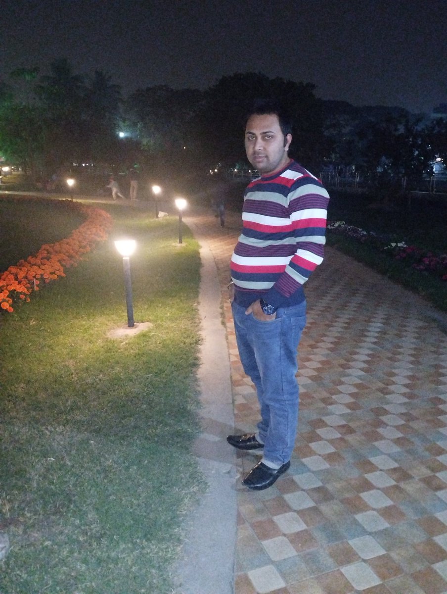 ModeleRahul's tweet image. 