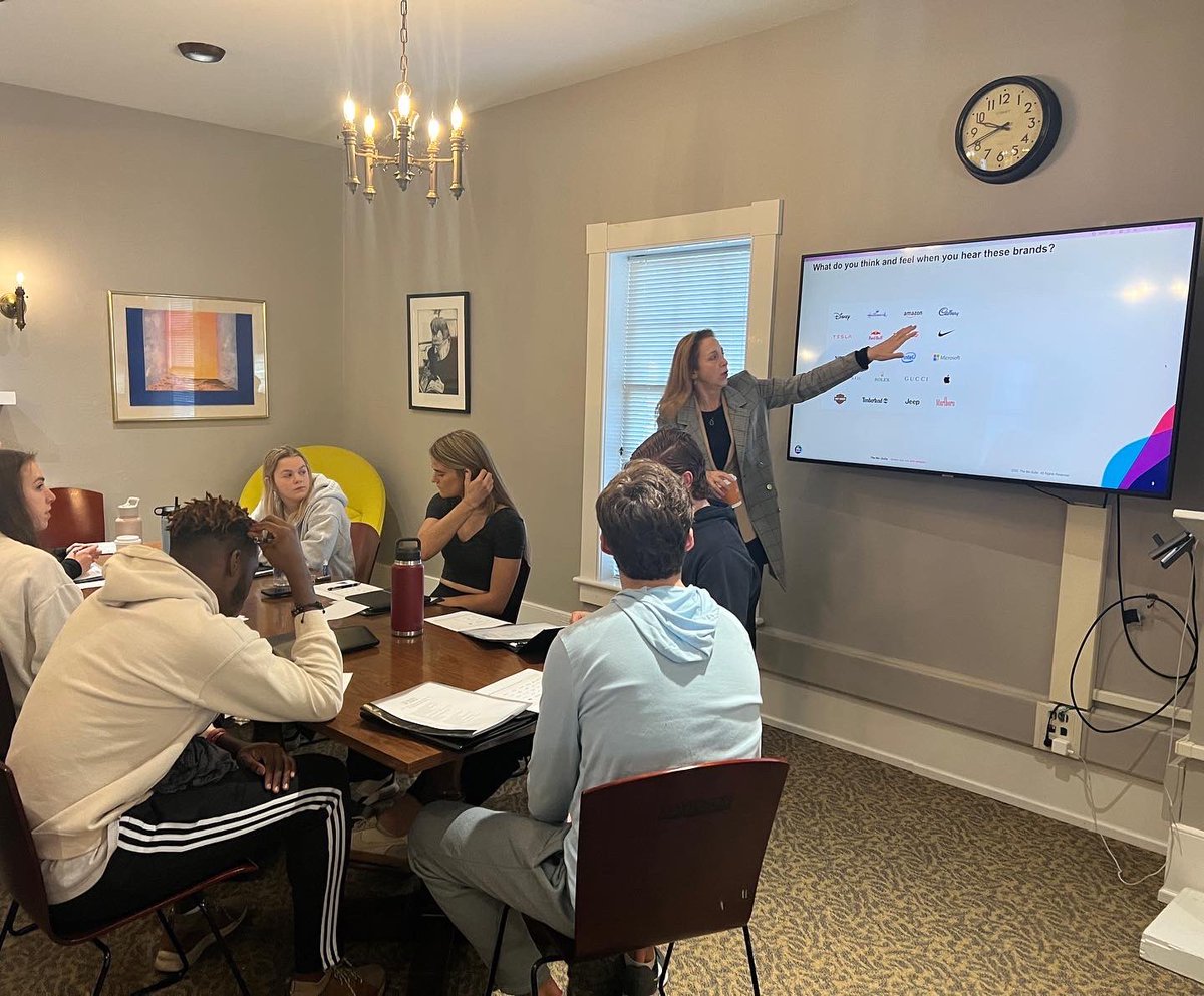 DavidsonCareers's tweet photo. Shout-out to our Spring 2023 Pro 'Cats cohort for a great few days. 

Last week, 15 of our scholar-athletes returned to campus early &amp; learned about their DiSC styles, completed leadership training, worked on various career exploration activities, and attended President Hicks' .. https://t.co/PMjEIsEJAo