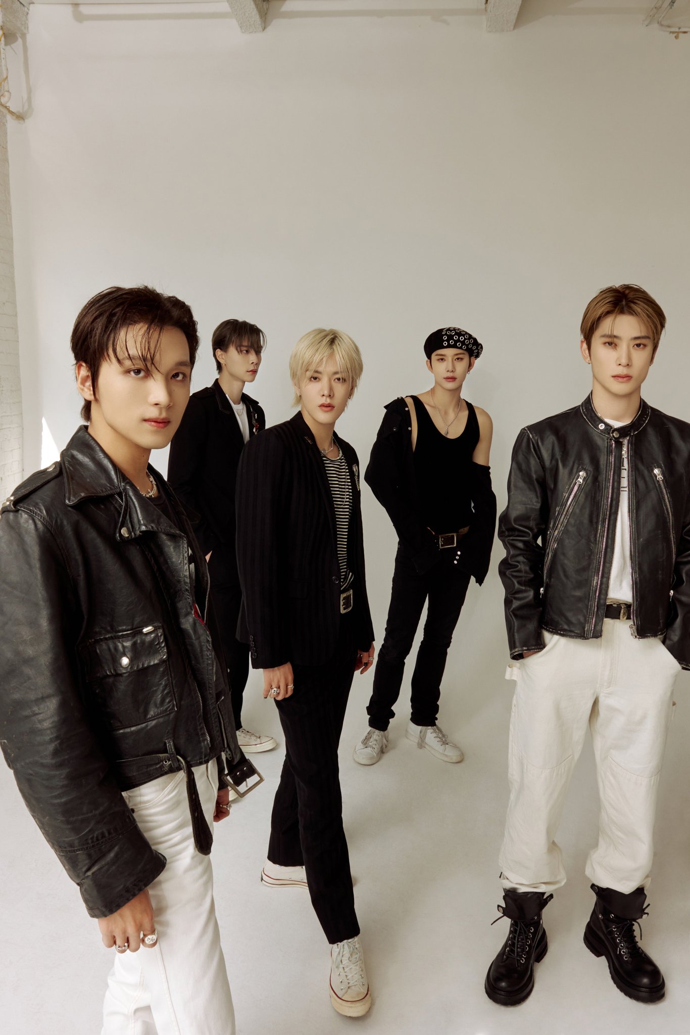 NCT 127 Ay-Yo フォトブック NCT 127 - Ay-Yo The 4th Album Repackage (Photobook Ver.)