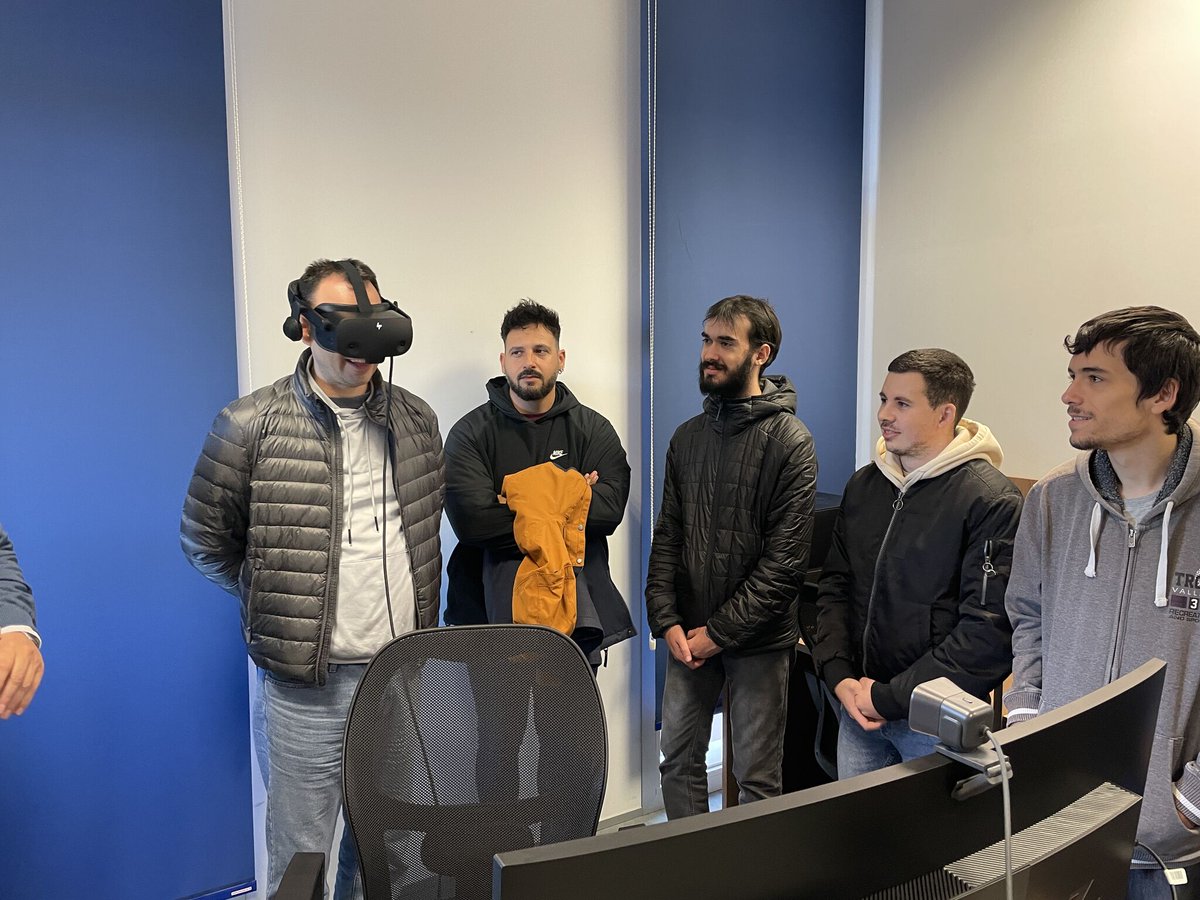 masteriabd's tweet photo. Hemos visitado el CISA Centro de Investigación Social Aplicada UMA de la mano del Dr. José Ignacio Peláez Sánchez.
Nos han mostrado cómo trabajan y la importancia de los datos de calidad en todo proceso #bigdata
@InfoUMA @fpmalagatech #DataScience https://t.co/GQMwHC0VM1