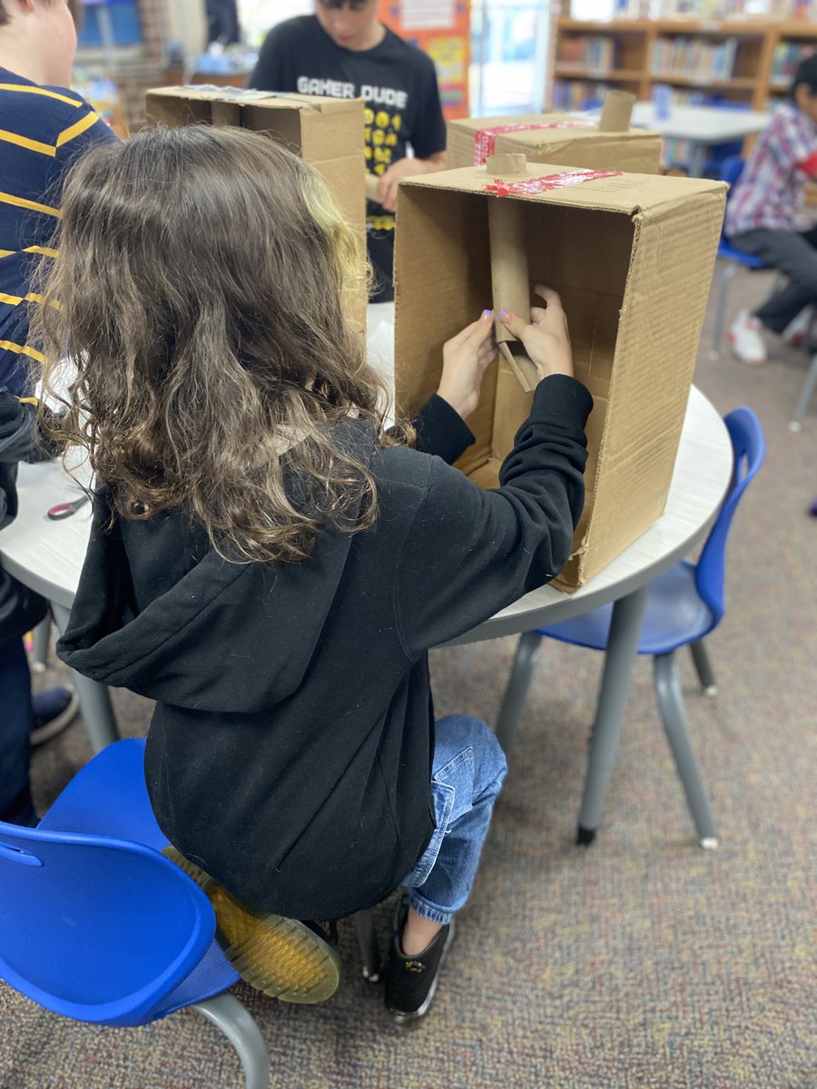 Spent the afternoon at Lowell with 4th and 5th graders building marble runs in their STEM club! #makerspace #gcsk12 <a href="/ITFsofGCS/">GCS Instructional Tech Facilitators</a>
