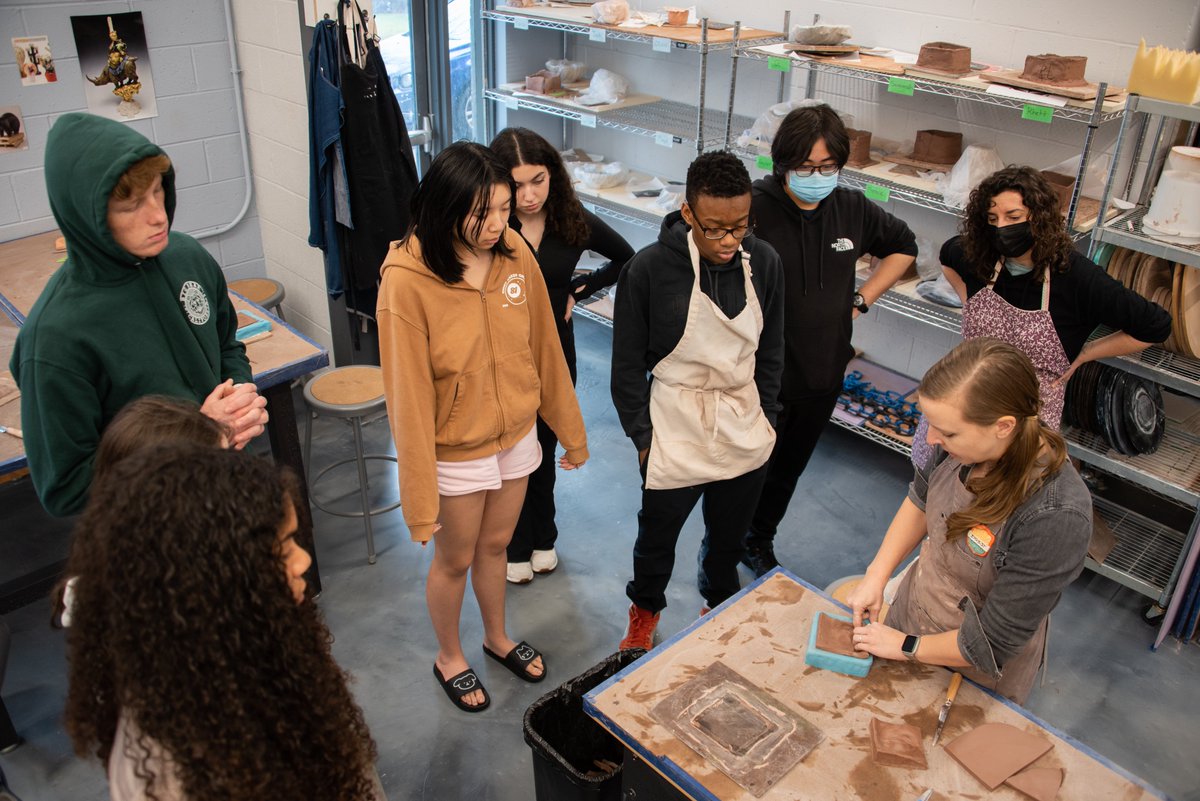Sculptor Kourtney Stone joined us to teach students to make silicone molds of their tiles &amp; learn how to use press molding techniques to make multiple clay casts. Thank you for sharing your art, talent, and wisdom with our students, Kourtney! More photos: bit.ly/3GQskiW