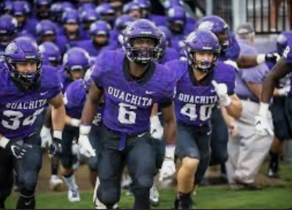 After a great phone call with @RoyThompsonFB I am blessed to receive an offer from Ouachita Baptist University!! #FinishEmpty #BringYourRoar @OuachitaFB @CyWoodsFB212 @davidbrown2nd
