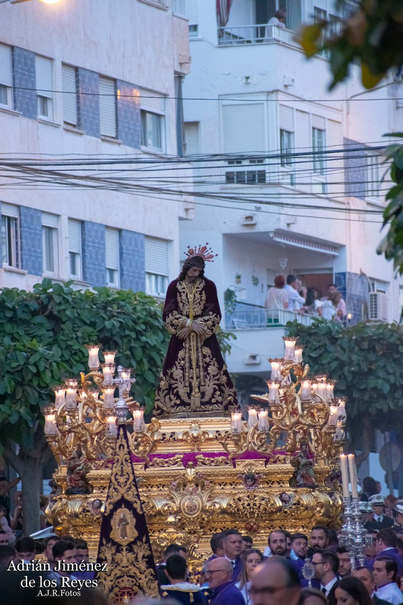 AJRFotos1's tweet photo. Magna Vélez-Málaga | Humildad

¡Reportaje completo en este enlace!👇🏻
https://t.co/6F5pqOI67s
#CofradiasMLG #magnavelez https://t.co/x2Ers4q2Sp