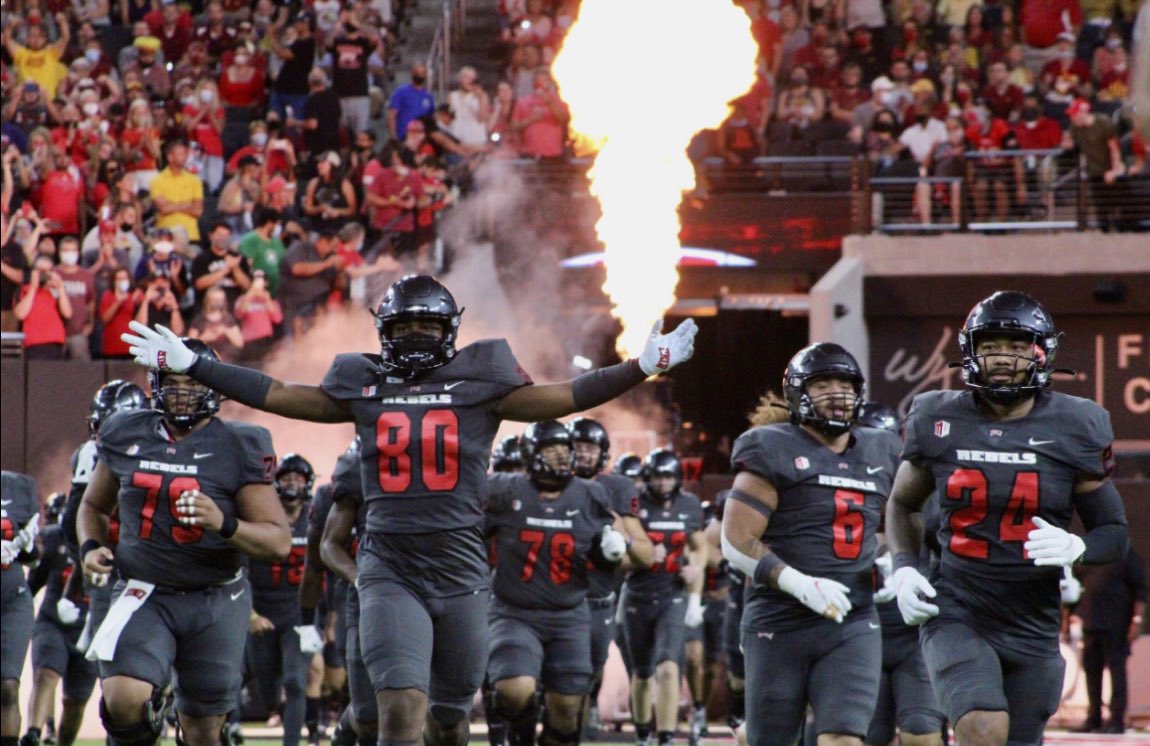 ridge_barker's tweet photo. I’m very grateful and blessed to receive my first D1 offer from the University of Nevada, Las Vegas! A big thank you to all of the coaches that believe in me and are helping me achieve my goals. @Mike_Scherer38 @CoachLedford @CoachKPark @ChrisRossLOJO @Coach_Lavender https://t.co/Z046YWopI8