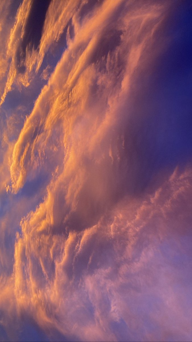 kecili_kadin's tweet photo. #sky #likedream https://t.co/chT9MCFGvG