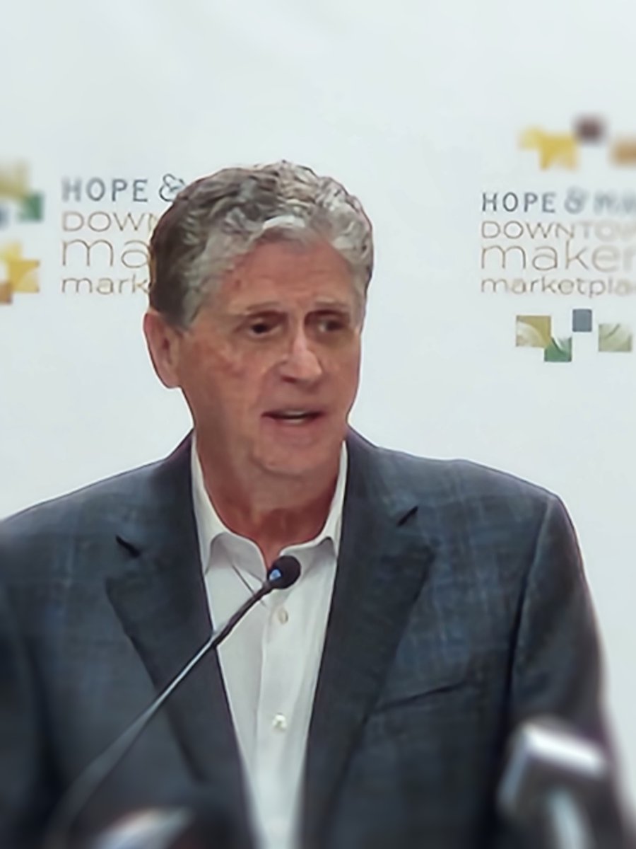 Congratulations, <a href="/GovDanMcKee/">Governor Dan McKee</a>, on last night's "State of the State", and on your support of RI's food AND arts economy. Inextricably combined (they don't call it "culinary arts" for nothing).  It's what makes our state great. Best wishes for a great 2023. <a href="/risca1967/">RISCA</a>