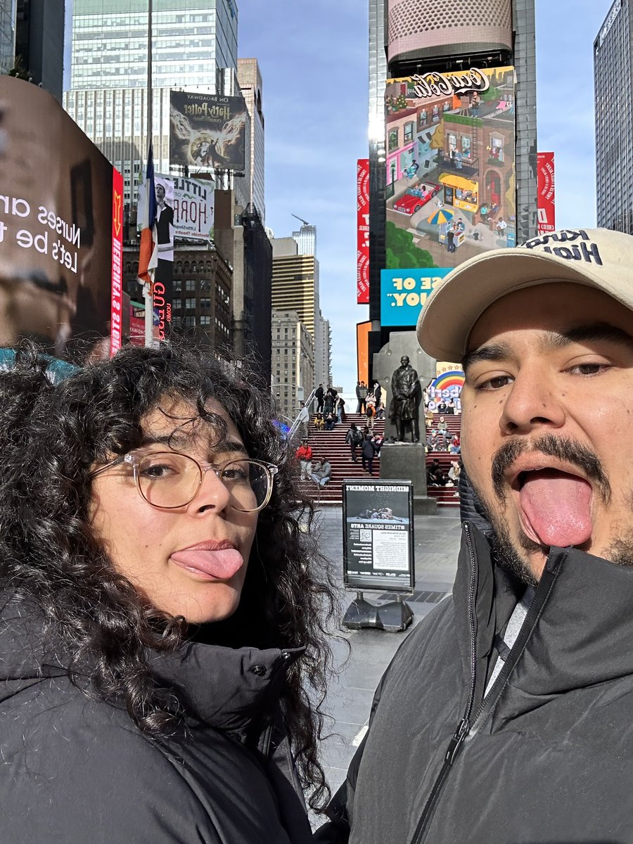 momoshlowmo's tweet photo. Big fan of this relationship. @calvarez3rd https://t.co/5uT9FfFePH