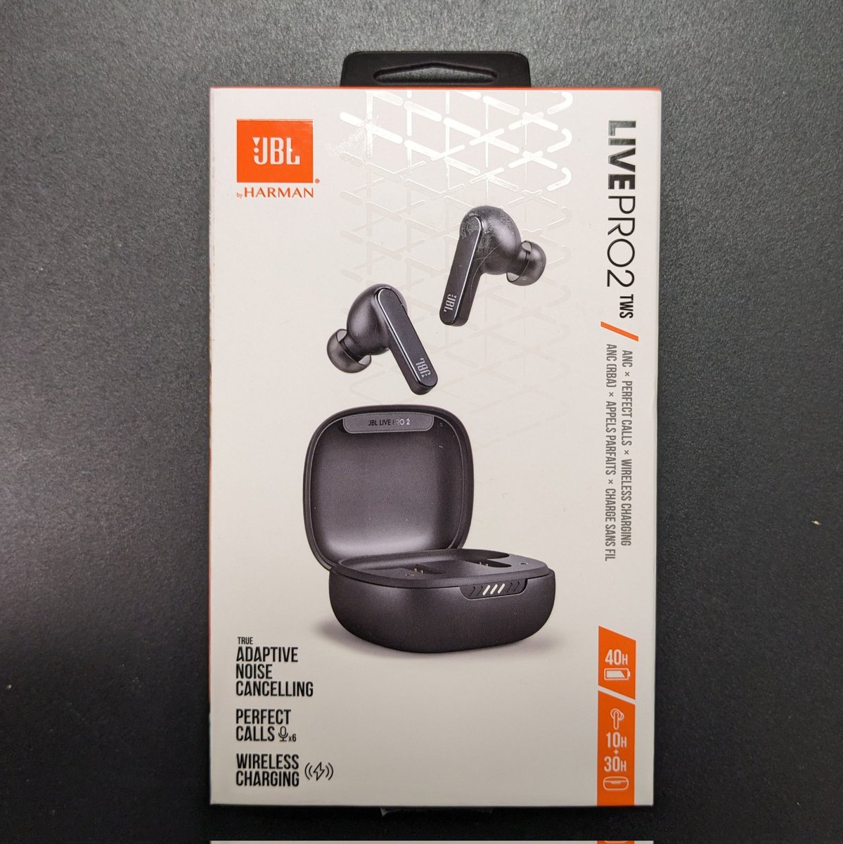 bergerandyj's tweet photo. I've tried about 793 different earbuds and am always disappointed. I liked the sound from @JBLaudio Live Pro 2s but they don't stay in my ears! What is supposed to keep them from slipping out of place? https://t.co/QAZr87APoP