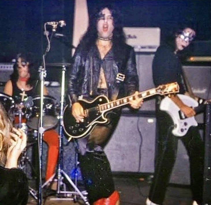 Bob Nash tweet media