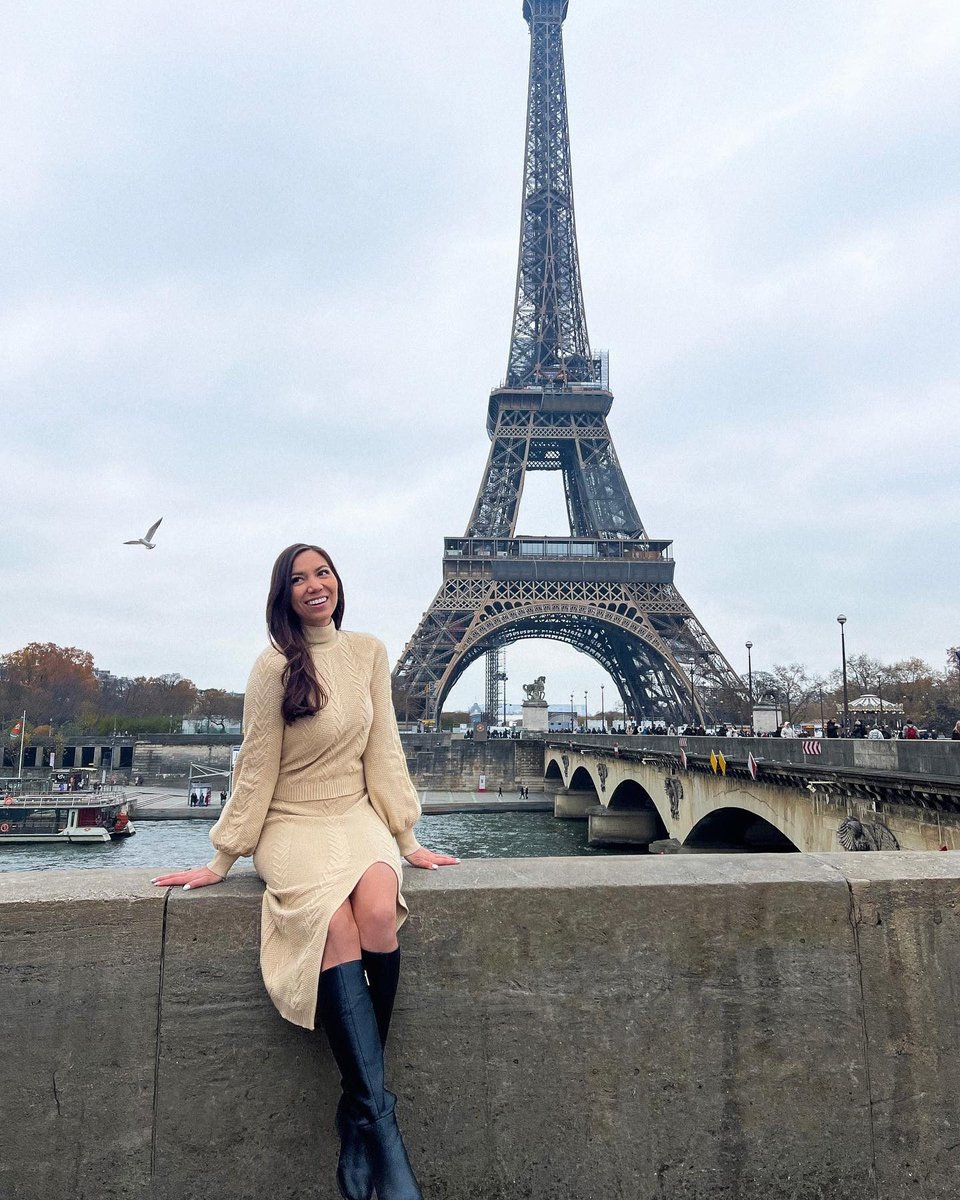 a set that's cozy and cute? say no more 💘 #lovelulus #postcardsfromlulus 

📸 via @breanneburnell