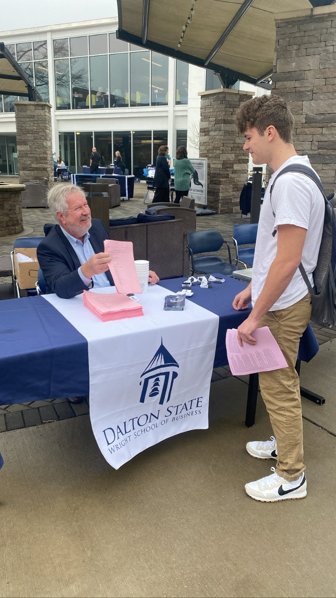 DaltonStateWSoB's tweet image. The WSOB had a booth at Career Services Majors Fair! Students got to visit with our faculty and learn more about degrees through the Wright School of Business and possible career paths.  💼
#WSOB #AASCB #Runboldly #Daltonstate