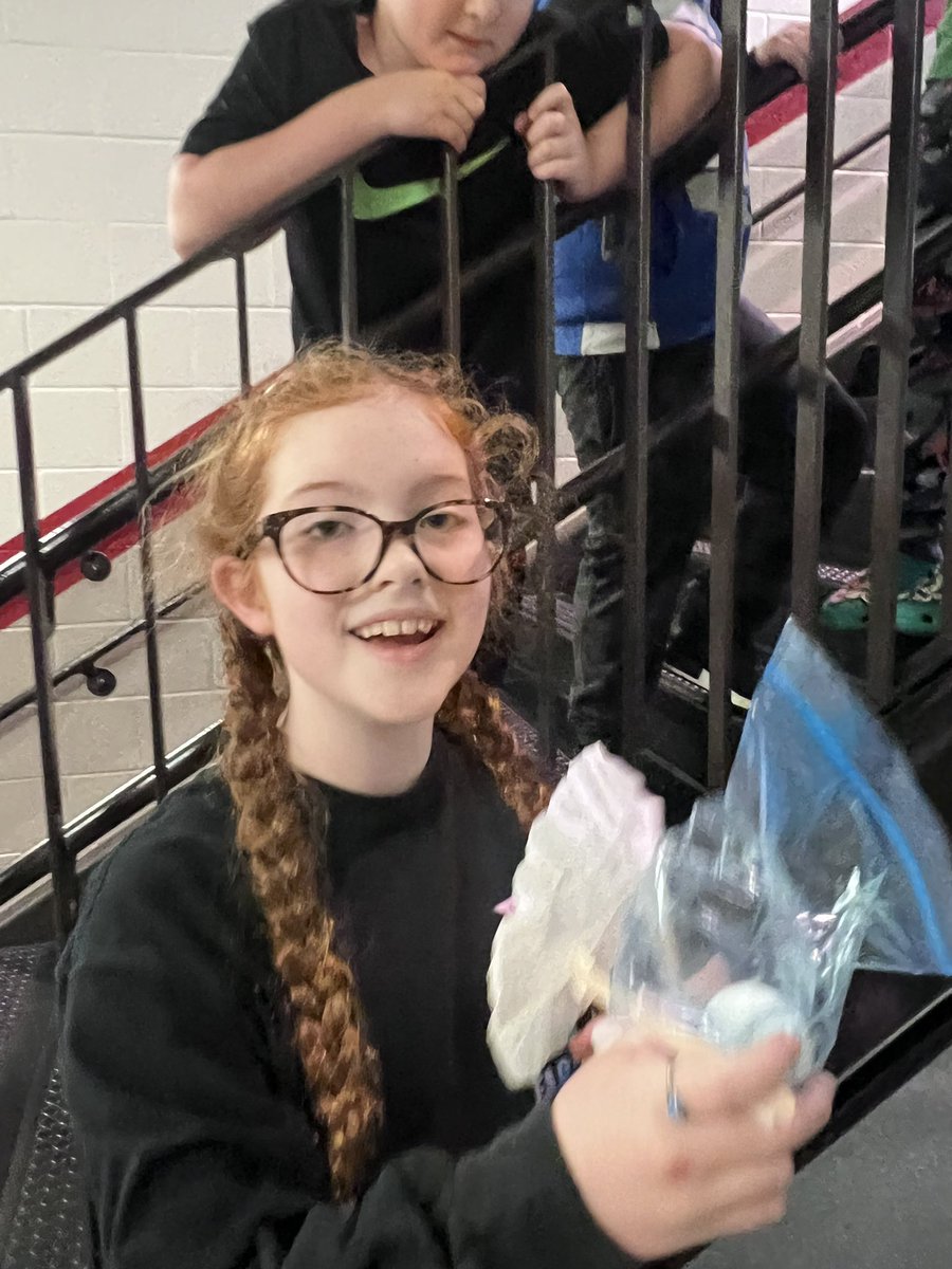 Lisa Williams tweet media