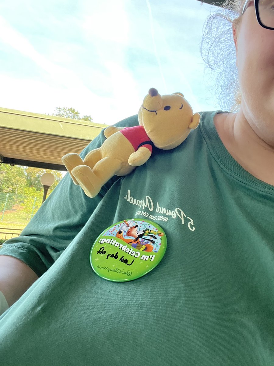 Found out my schedule for my first week of training is 4:30pm-1am EVERY DAY 😭😭 so David from the emporium gave me a celebration button for my last day of freedom