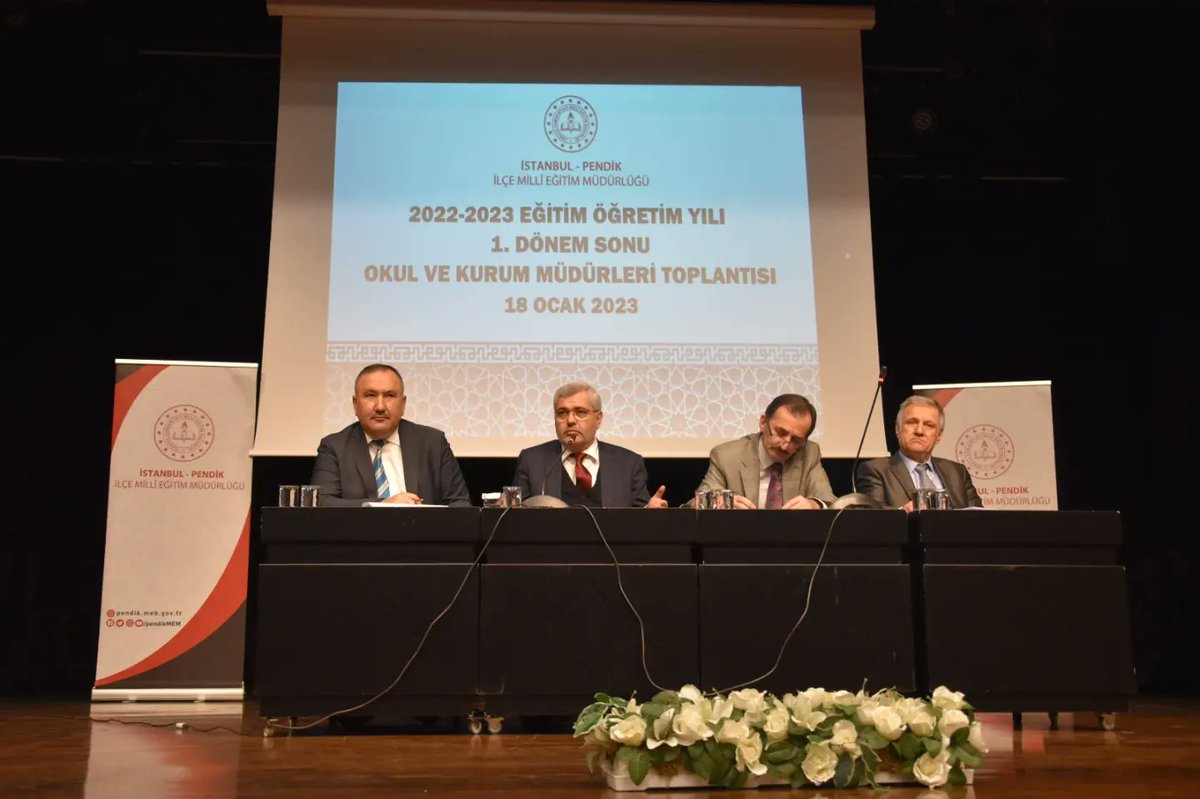 PendikMEM's tweet photo. İlçe Milli Eğitim Müdürümüz Sn. Aytekin Yılmaz başkanlığında 2022-2023 Eğitim Öğretim Yılı 1. Dönem Sonu Okul ve Kurum Müdürleri Toplantısı Atatürk Kültür Merkezinde gerçekleşti.
#pendikmem https://t.co/SdpDWPerhS