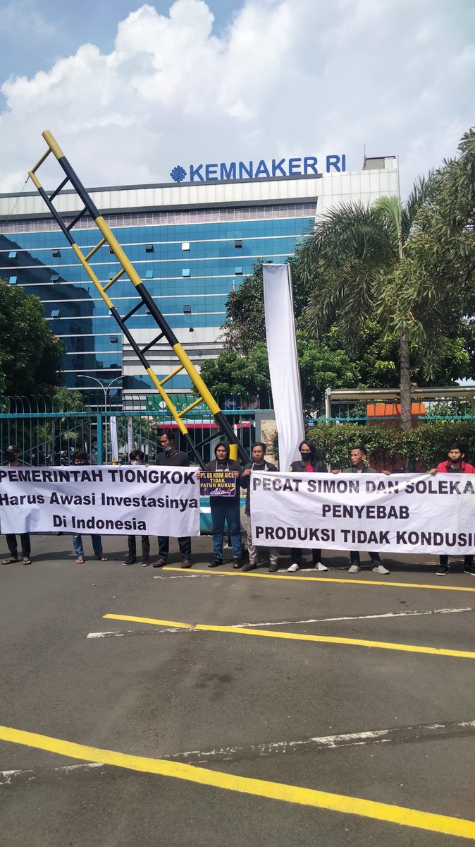 Indarti25224936's tweet photo. #BoikotAice  ...!!!
PT Alpen food industry tidak patuh hukum di indonesia https://t.co/W3EAhclFil
