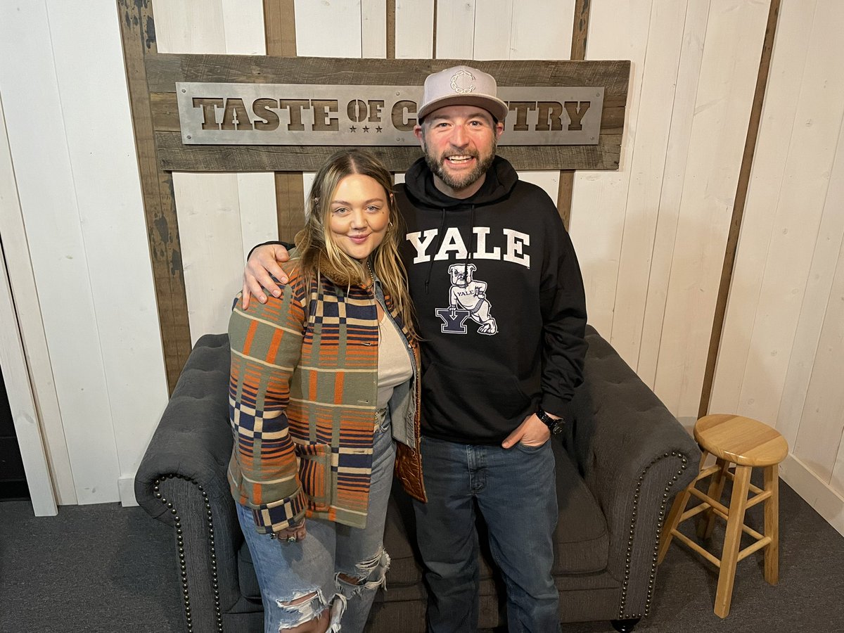 🎵 <a href="/ElleKingMusic/">Elle King</a> spent some time chatting TOCN host Evan Paul today!