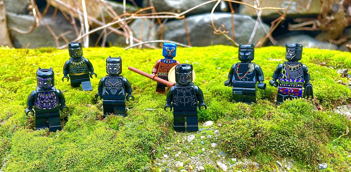 MrLegoFinesse's tweet photo. Behold, the Black Panther! Protector of Wakanda! 
#lego #marvel #blackpanther #legomarvel #mcu #marvelcomics #wakandaforever #wakanda #theblackpanther #bäst #bast #panthergoddess #tchalla #shuri #killmonger #tchaka #bashenga https://t.co/loBl9yiR9c