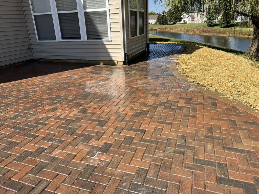 #hardscape #pavers #paverpatio #hardscapefactory instagr.am/p/Cnj5T4ntBcL/