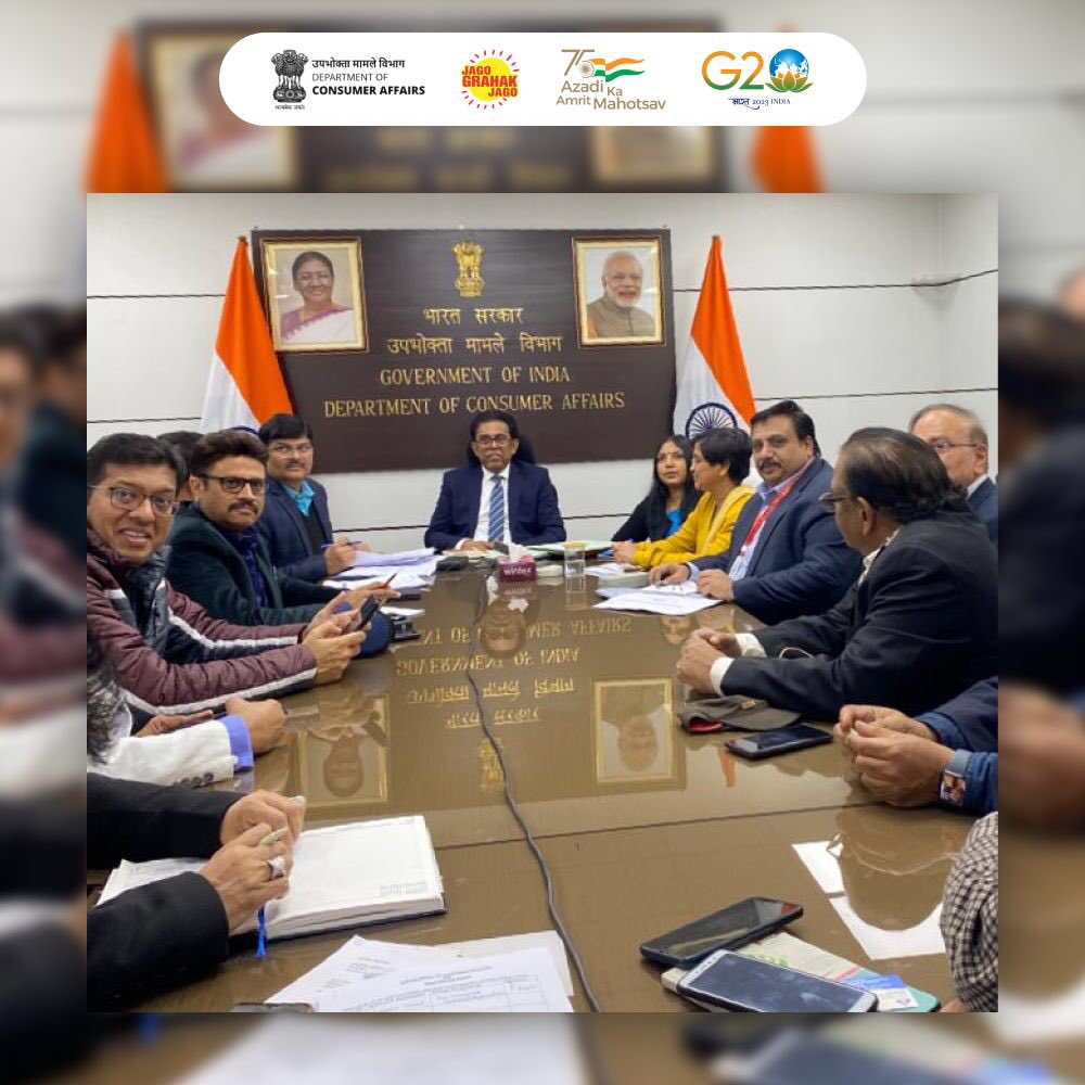 jagograhakjago's tweet image. Sh. Rohit Kumar Singh, Secretary, DoCA, Govt of India chaired a meeting with the members of the Advisory Committee for implementation of #Hallmarking. (1/2)