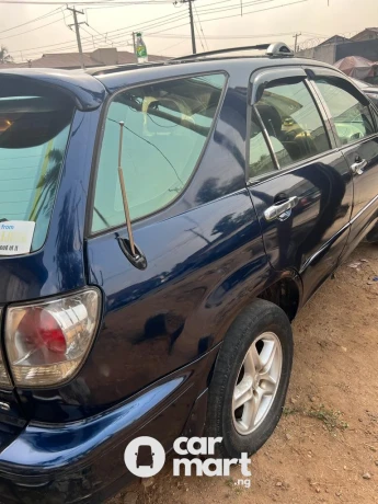 2002 Lexus RX300 (faultless)

*For Price, More Picture, Negotiate with the owner/Dealer>> Visit our website>>*   carmart.ng/2002-lexus-rx3…

 Location: Ikeja
FOR SALE 
Body TypeSUV
Lexus ModelRX 300
Year2002
Petrol TypeFuel
TransmissionAutomatic
ConditionNigerian Used