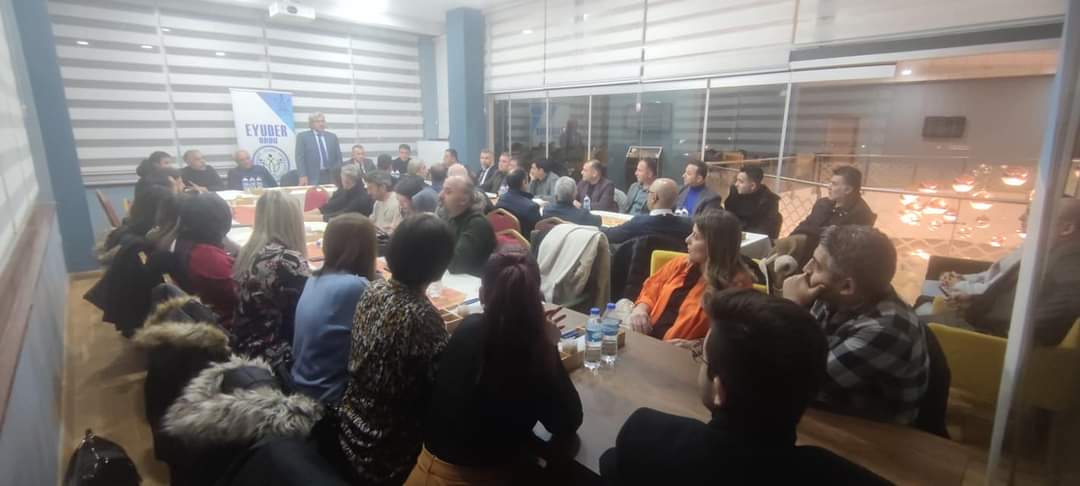 eyuder's tweet photo. Genel Başkanımız Sayın Dr.Adem ÇİLEK,
 #Ordu  EYUDER Ailemiz ile bir araya geldiler.

Yeni fikirlerin ve projelerin konuşulduğu etkinlikler için planlamalar yapıldı. EYFOR 14 süreci değerlendirildi.

İŞİMİZ EĞİTİM GÜCÜMÜZ EĞİTİM
#eyuder #uledef #yüzüncüyıl https://t.co/Y3usEWyg2d