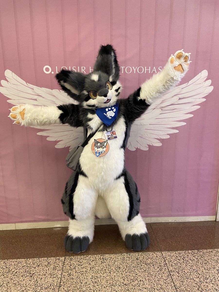 kqwalt's tweet photo. ミダンくん、ロワジール名物の羽が生える
#JMoF2023 https://t.co/bB3PjYPZ3F
