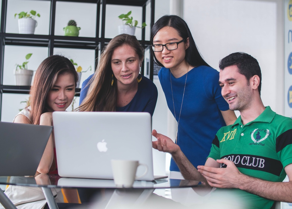 Are you looking to start an apprenticeship? 

Visit the Apprenticeship Marketplace Fair on 8 Feb to find out about local vacancies you can apply for in the #Hounslow area.

Register at: bit.ly/3VPLNFR
<a href="/HounslowJobs/">Hounslow Jobs</a> @JCPinWestLondon <a href="/brentfordtw8/">BrentfordTW8</a> <a href="/hestonwestcp/">Heston West BigLocal</a>