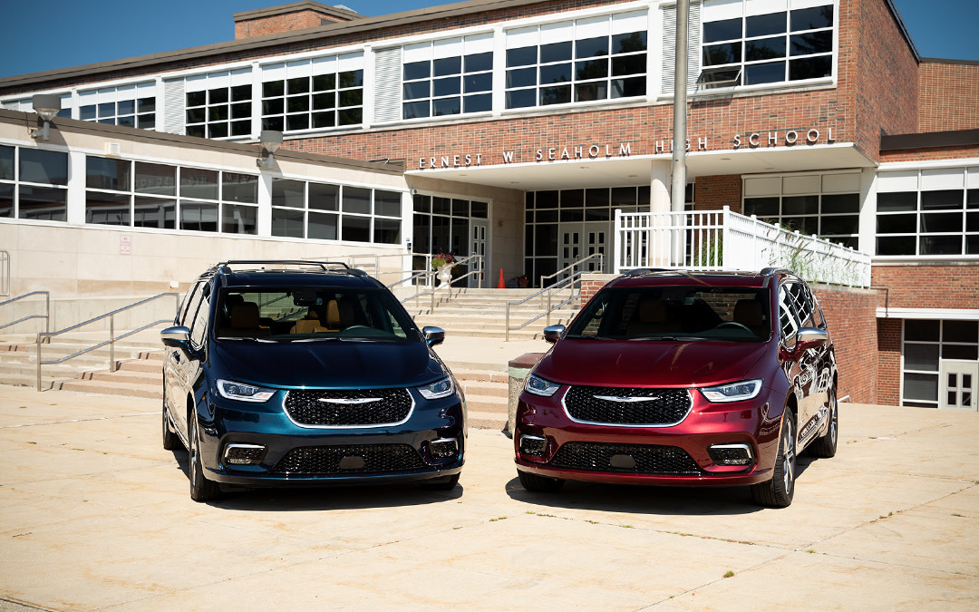 It's time for the other SUVs to get schooled.

Experience the Chrysler Pacifica on our lot today!

Shop our selection here: bit.ly/3H8vxvx