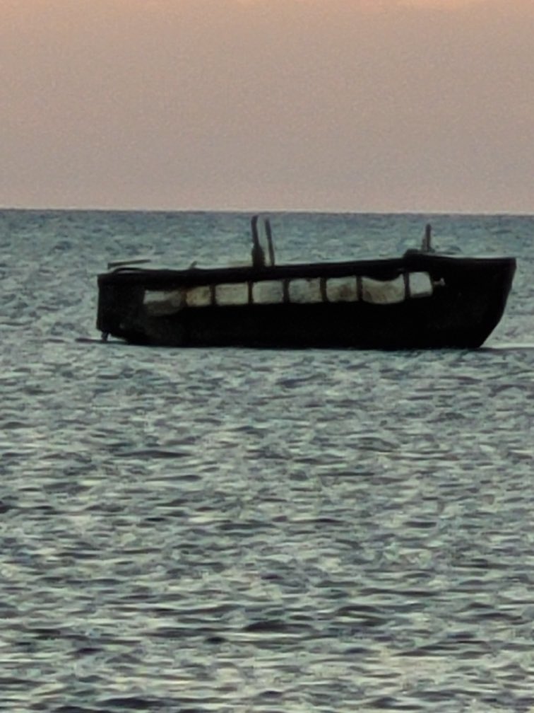 USBPChiefMIP's tweet image. Early #Wednesday morning, 15 migrants from #Cuba made landfall on a rustic vessel in the Florida Keys. At 7:00 a.m., #BorderPatrol agents &amp;amp; LE partners responded to Big Pine Key &amp;amp; encountered the individuals, who departed from the Matanzas region. 

#florida #floridakeys