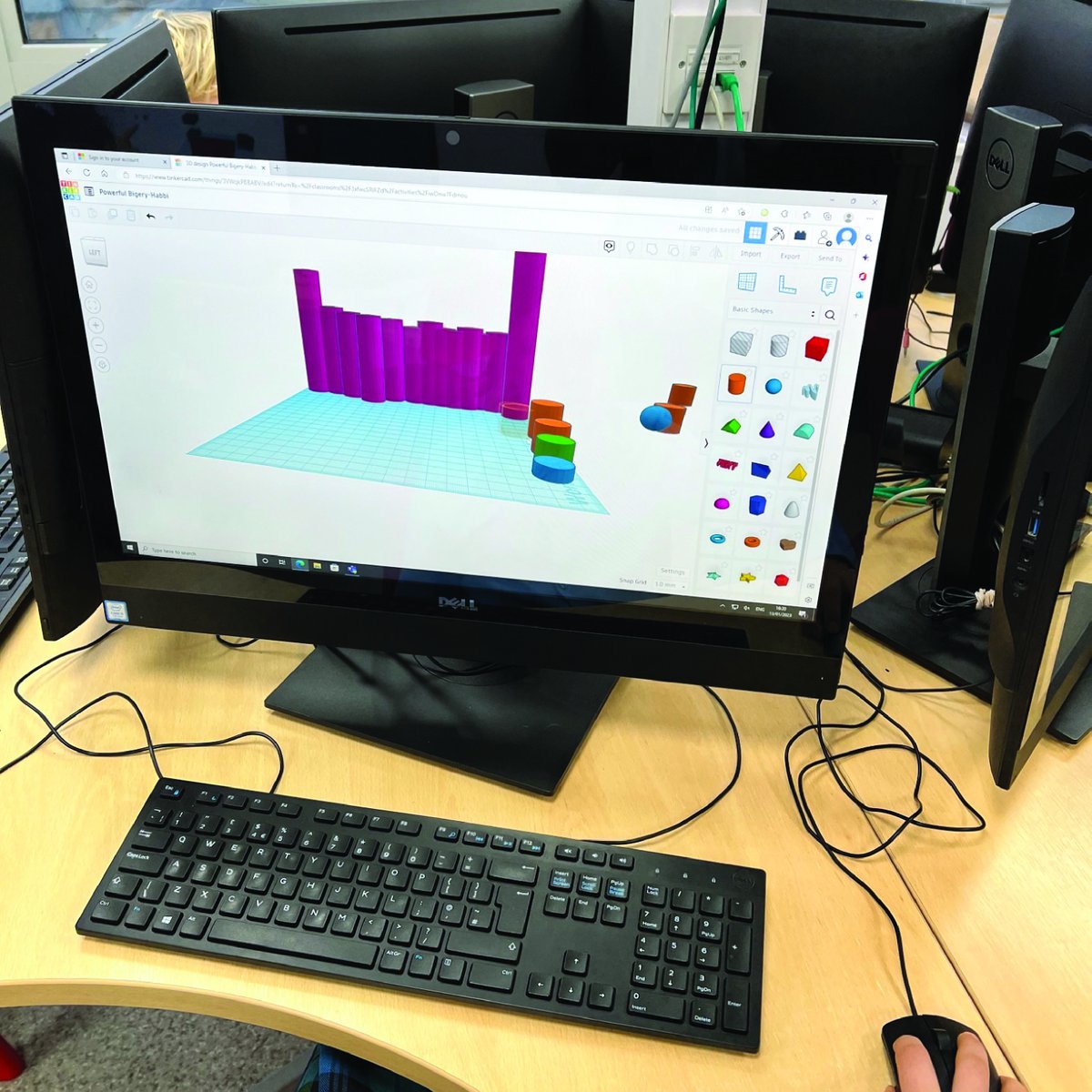 Sherborneprep's tweet photo. On Friday, our Year 5 pupils used CAD modelling software to create 3D shapes and images with their teacher, Mr Stepney. This was a great follow-up to their Maths event on Thursday, and was enjoyed by all!

#SherbornePrep #seizetheopportunity #SPSComputing https://t.co/lJ3vAzMLsK