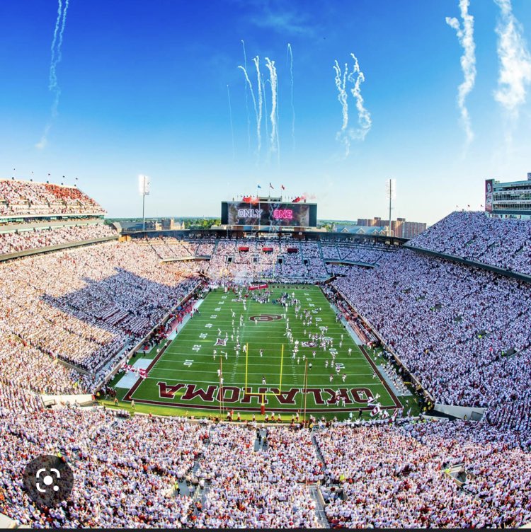 courtney_C2024's tweet photo. #AGTG Blessed to receive a(n) offer from @OU_Football @coach_bhall 🖤❤️ @CoachMike2Will
@PBZebrasFB @big73miller
@PrepRedzoneAR @ArRecruitingGuy
@Rainwater1037 @DannyWest247
@EarIGill10 @ChadSimmons
@SWiltfong247 @MohrRecruiting
@adamgorney @arelite7v7 #RecruitTheZ https://t.co/xTTgnzpdyn