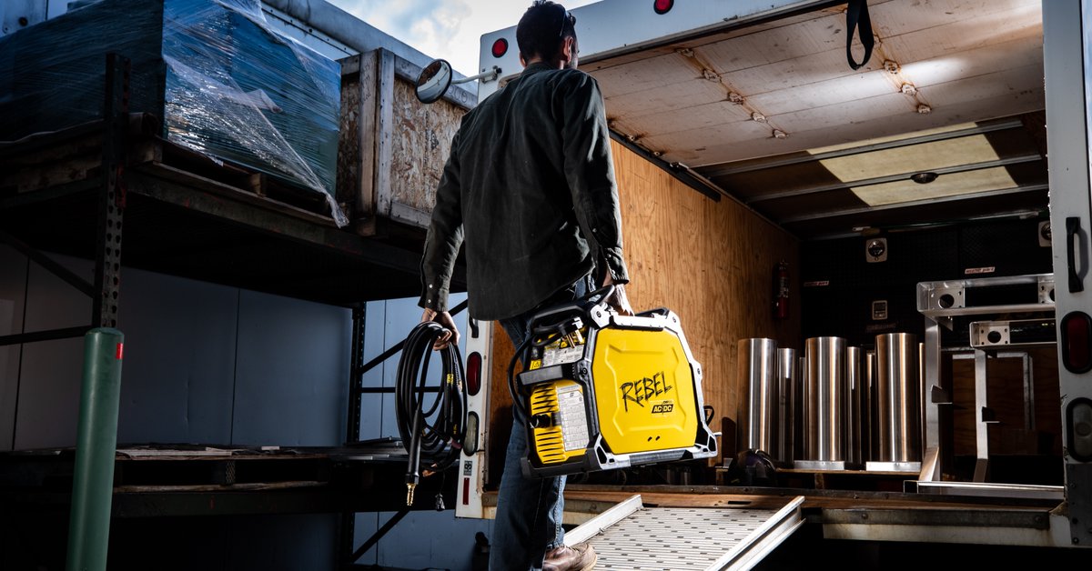 ESABGlobal's tweet photo. With Rebel, you have unmatched portability. Each Rebel has a unique ergonomic five-handle design and can be equipped with an optional shop cart.

Show us where your Rebel takes you with #RealLifeRebels. https://t.co/PbynR0A0QZ