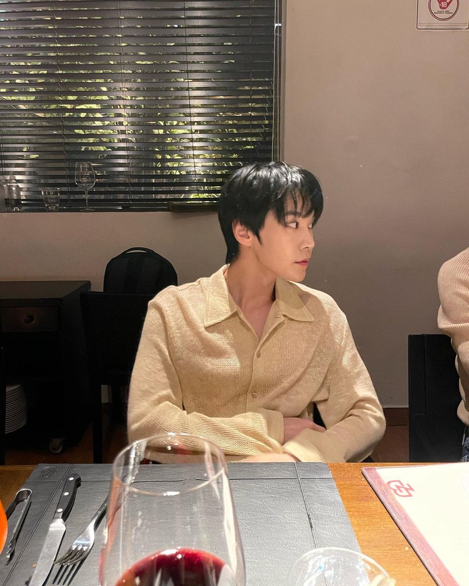lremaeda's tweet photo. มันได้อ่ะแก เขินว่ะ #jaedo https://t.co/8kuB5zomPM