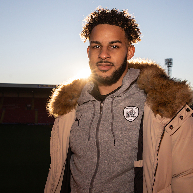 BarnsleyFC's tweet photo. 🤝 We are delighted to confirm the the arrival of defender Barry Cotter on a three-and-a-half year deal!

👌 Our new man will be sponsored by @Palmer_Civils. 

Read all about our third recruit this January ⤵️