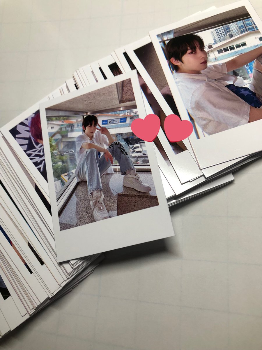shitarochi's tweet photo. Printing comms | sample prints 

cr: designed/layout by my buyers https://t.co/4JflBTFJu1