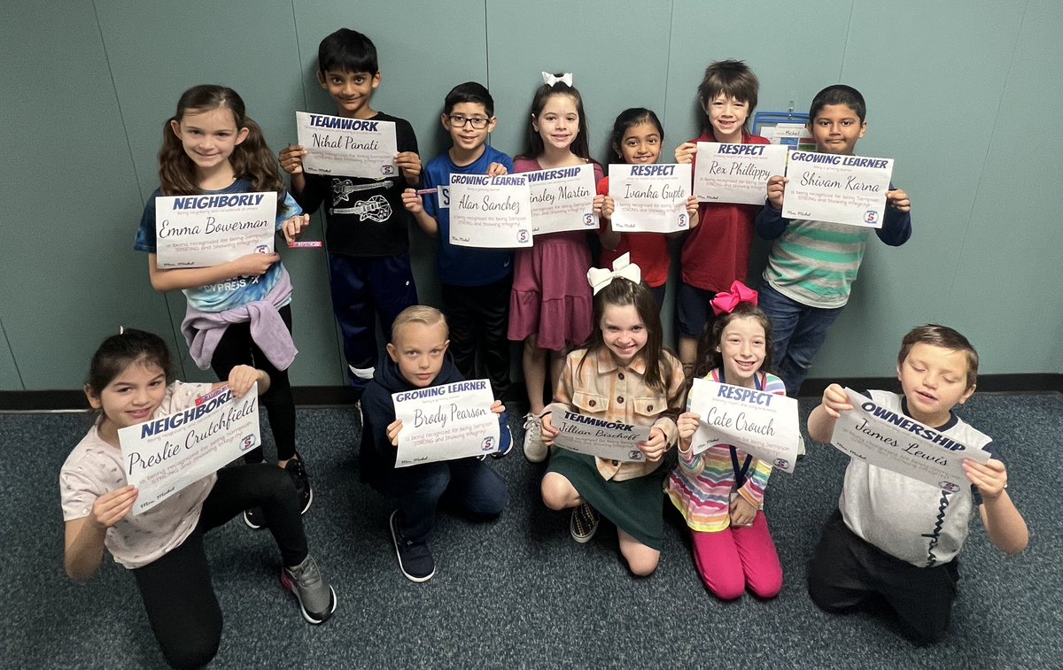 mrsmichelclass's tweet image. These students have been showing STRONG behavior! 👏🏼🎉👏🏼#sampsonstrong
