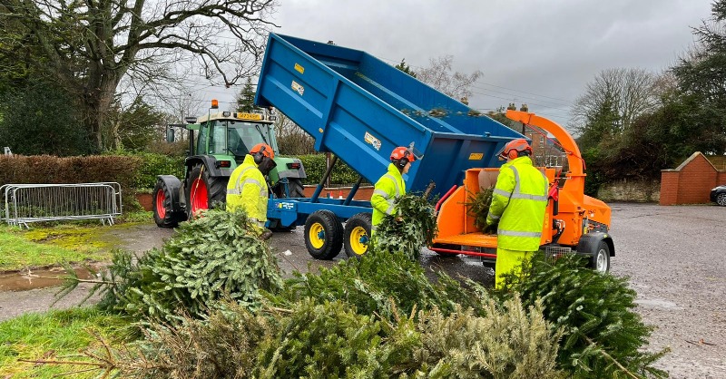 st_marg's tweet photo. This time last week the Somerset community came out in force to help us collect and recycle 1,500 Christmas trees in support of hospice care. 🌲 #christmastreecollection #recycleyourtree #hospicecare #somersetcommunity