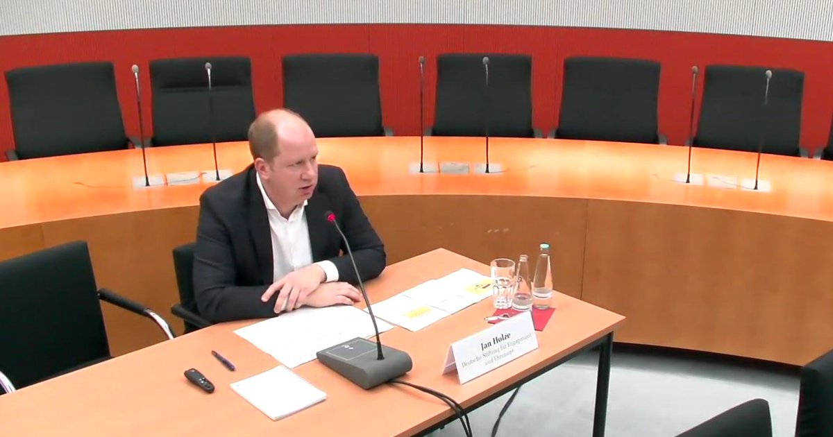 Deutsche Stiftung für Engagement und Ehrenamt tweet media
