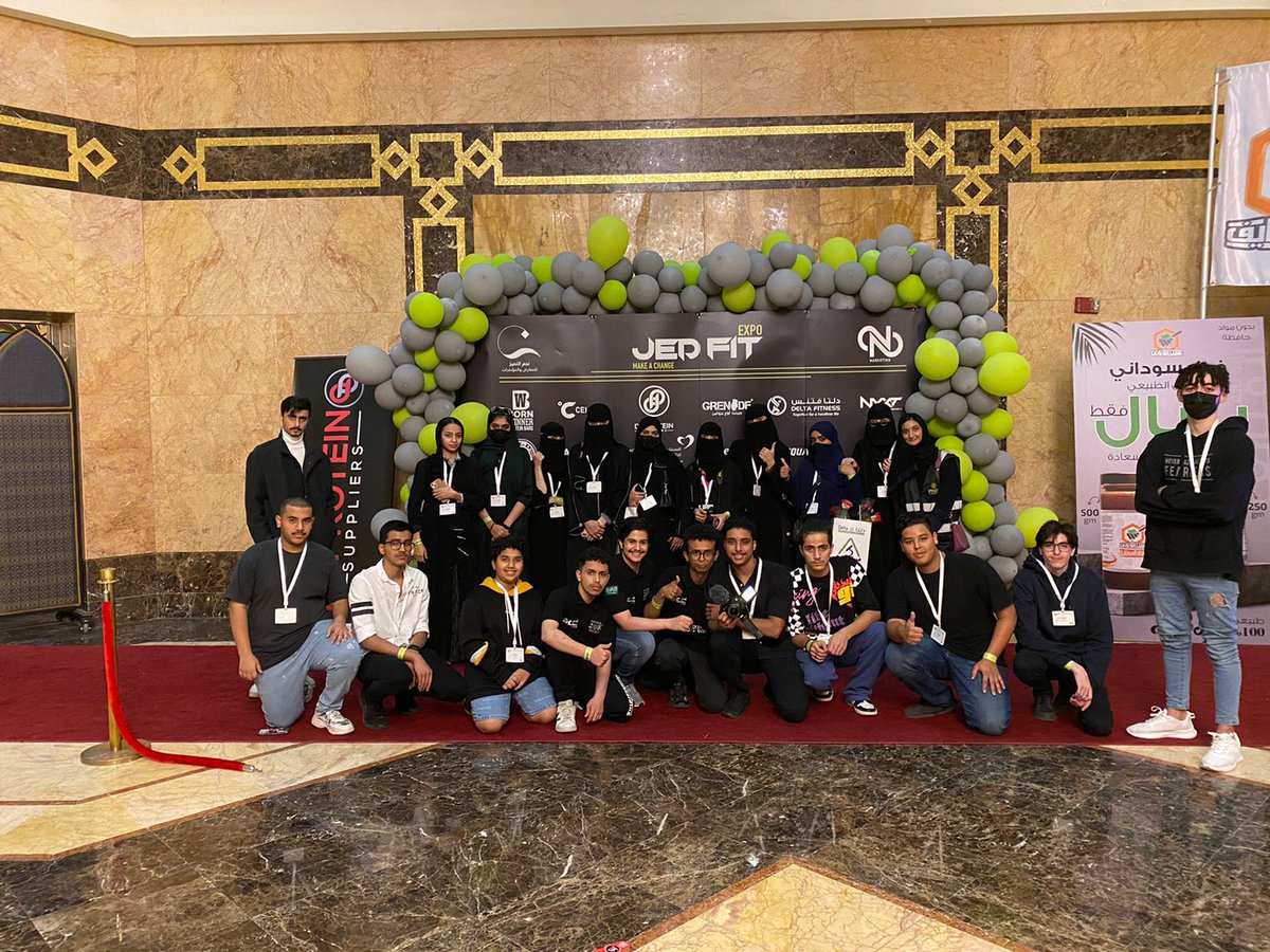 زيارة فريق صناع النجاح لمعرض جدة فت و الذي يهتم بالرياضة و الغذاء الصحي و كيفية الحصول على عادات الحياة الصحية و السليمة