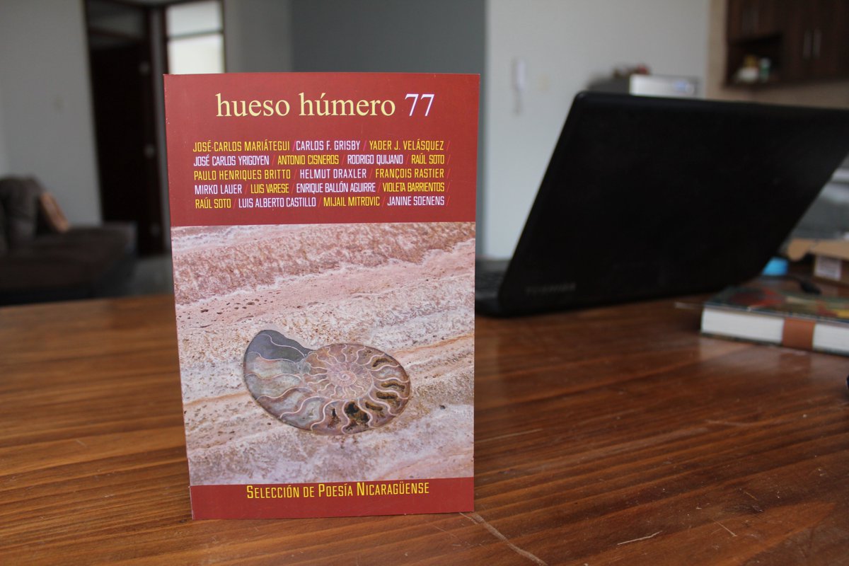 🦴 ¡Ve por el tuyo! El nuevo hueso humero #77 ya está a la venta en las principales librerías del país.