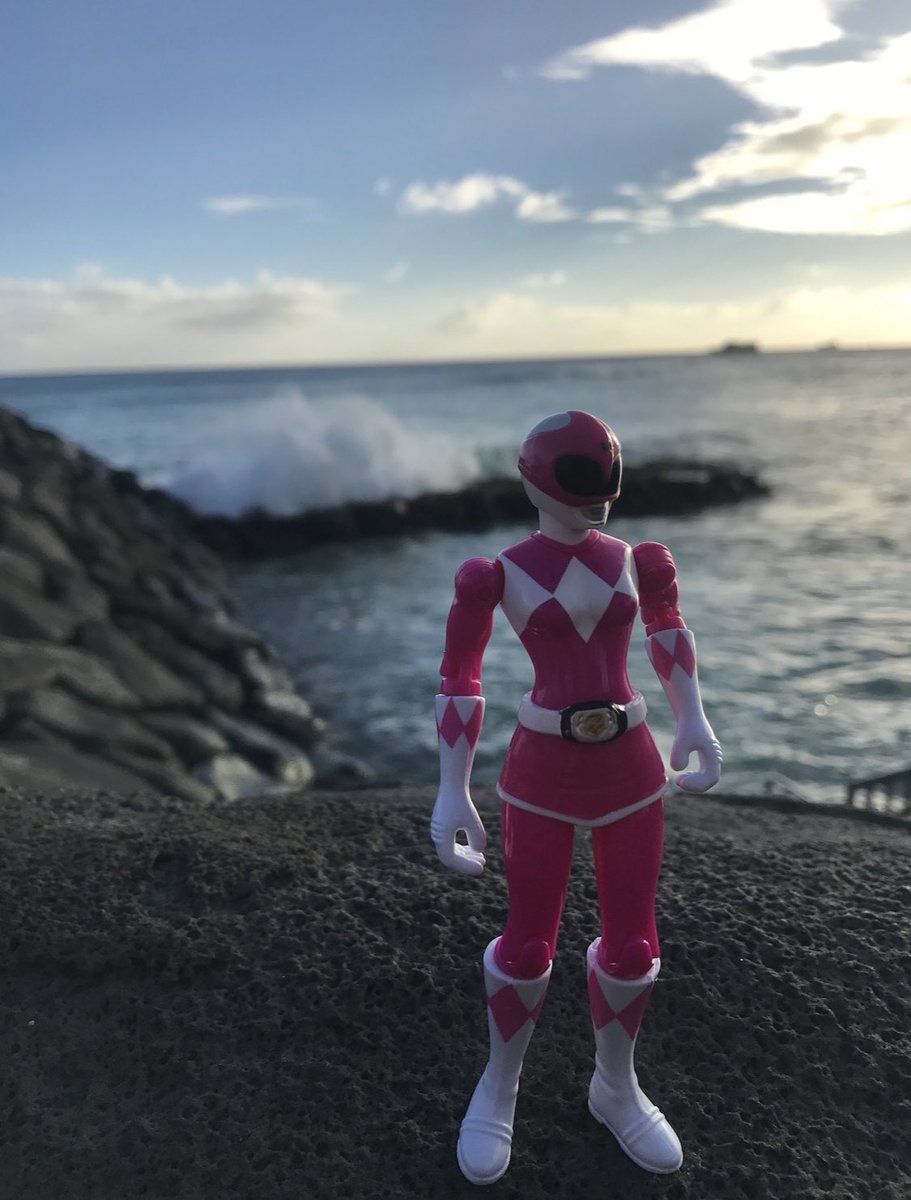 PinkRangerMMA's tweet photo. 💕 #oahu #pinkranger #mmpr https://t.co/O3ittYFT9f