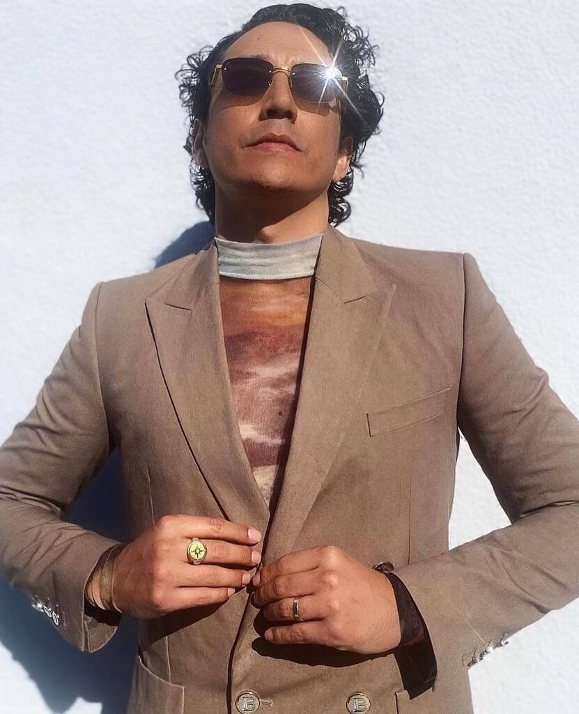 The talented @iamgabrielluna looking dapper in the Solana 🕶️ during his press day for <a href="/thelastofus/">thelastofus</a> on <a href="/hbomax/">HBO Max</a>

Styled by <a href="/avoyermagyan/">AVO</a>
Grooming by <a href="/andreapezzillo/">ANDREA PEZZILLO</a>

#LeisureSociety #LuxuryEyewear #TheLastOfUs #GabrielLuna #HBO #CelebrityFashion #CelebStyl… instagr.am/p/Cnj8jcfL16m/