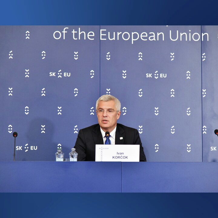 SlovakiaMFA's tweet photo. #Slovakia is a part of European community 🇪🇺 

🇸🇰 became a member of the #EU in 2004, joined the #Schengen area in 2007 &amp; adopted € in 2009. We strengthened our voice in foreign policy, gained a freedom of travel &amp; access to the single market.

#MissionSlovakia 3️⃣0️⃣ https://t.co/S0BbouRXDa