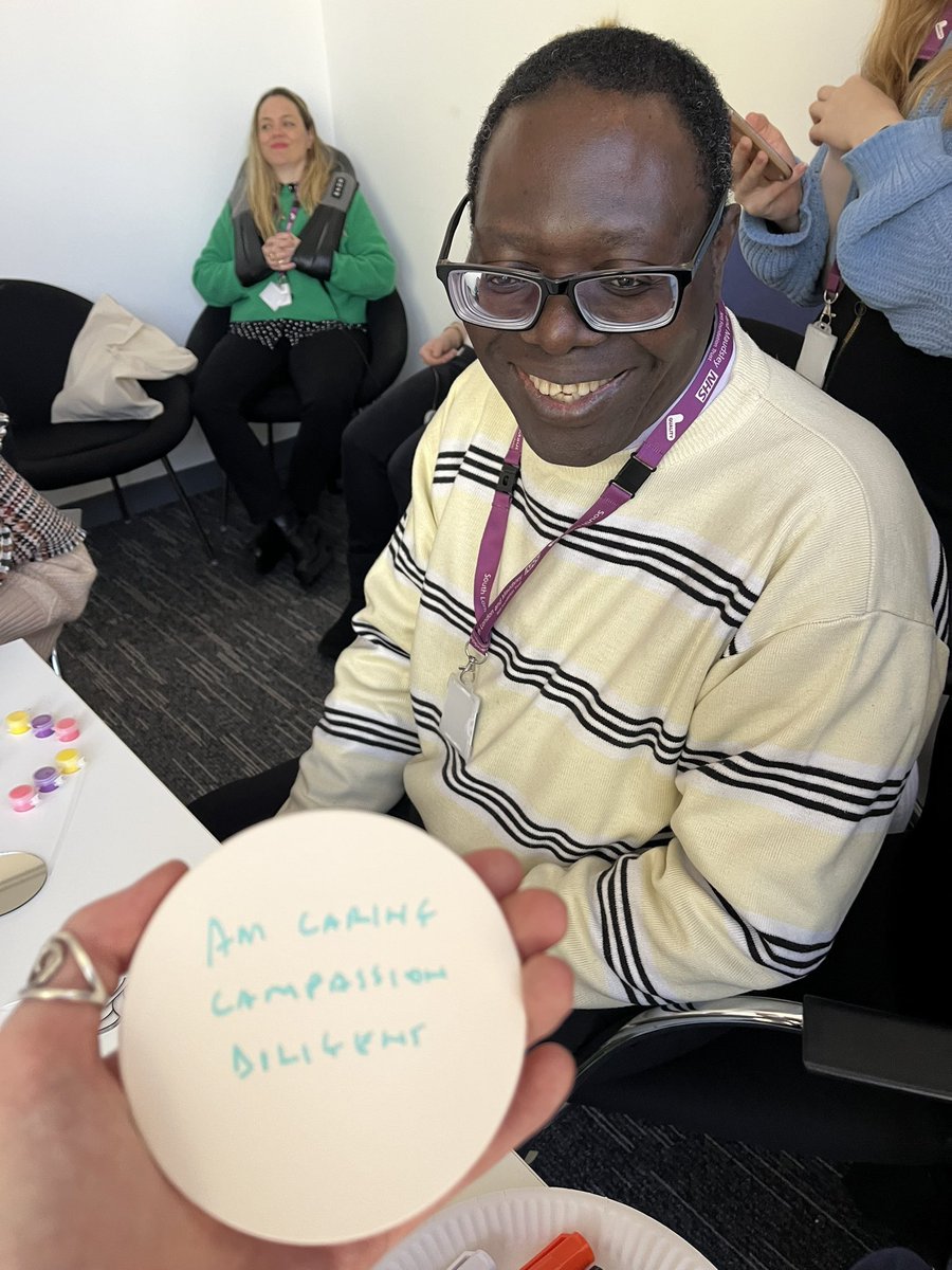 Uma Bartlett tweet media