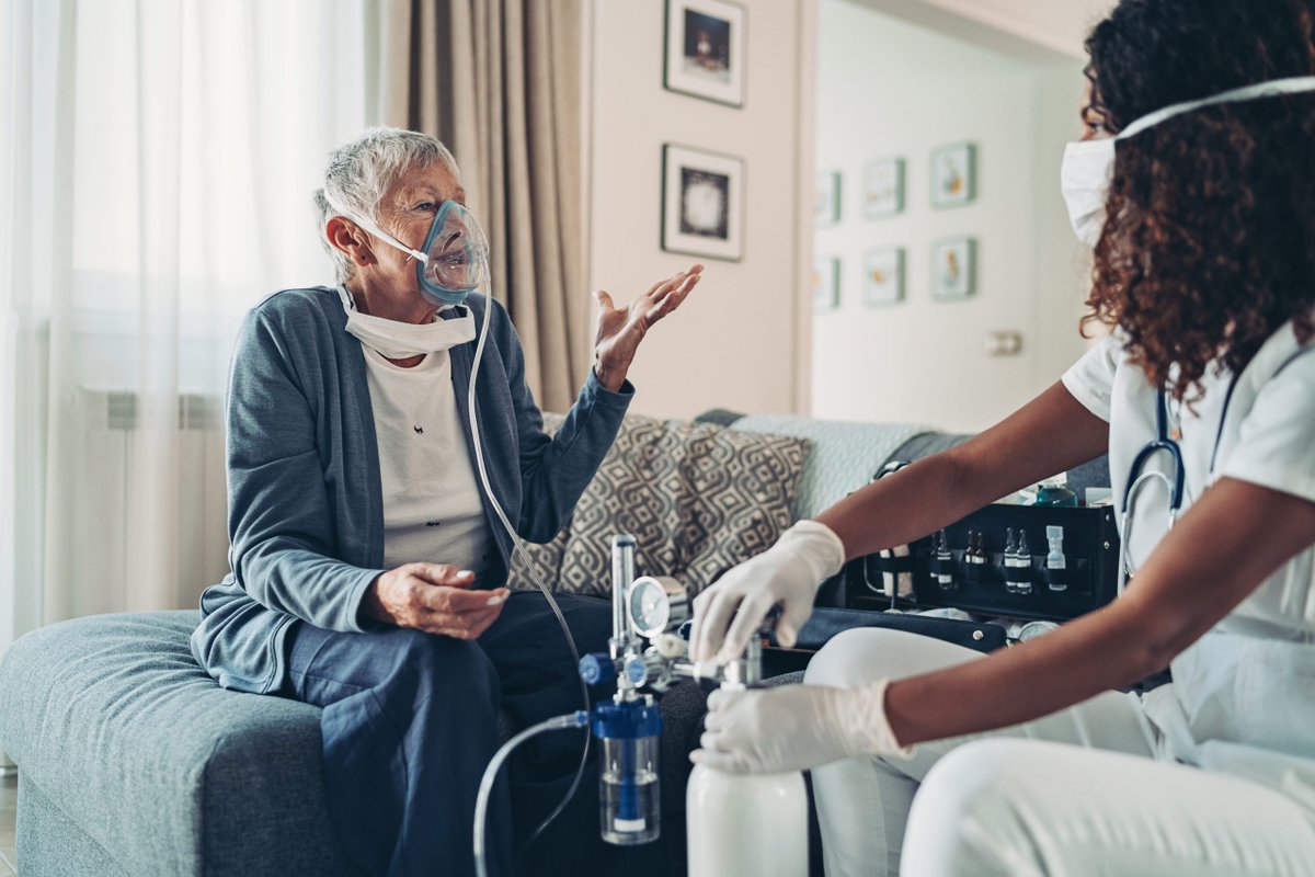 Could bringing the hospital to patients' homes expand acute care capacity? <a href="/dianaduo/">Diana Duong</a> reports: cmajnews.com/2023/01/18/acc… 

<a href="/SeanSpinaRx/">Sean Spina</a> <a href="/mngrinman/">Michelle Grinman</a> <a href="/DrSamirSinha/">Samir Sinha</a> <a href="/VanIslandHealth/">Island Health</a> <a href="/AHS_media/">Alberta Health Services</a> #CdnHealth #MedTwitter #HealthCareCrisis #HospitalAtHome #homecare